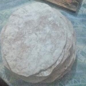 Tortillas de harina semi-integrales elaboradas a mano